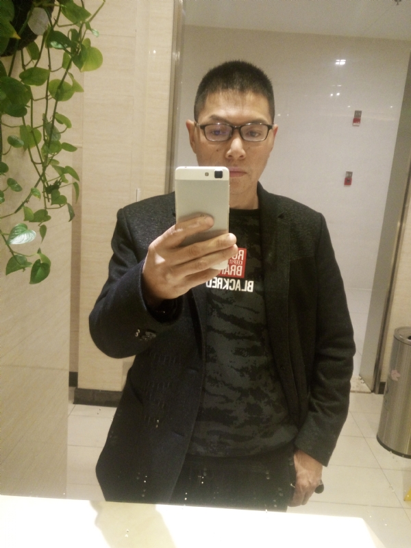 顺其自然的第一张照片--嘉兴中老年相亲网