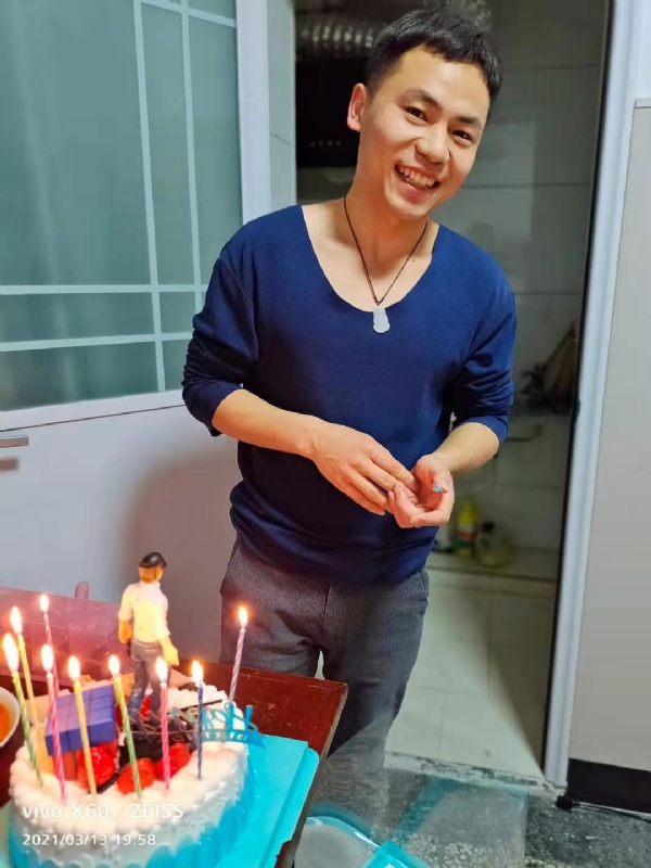 找结婚对象的第一张照片--嘉兴中老年相亲网